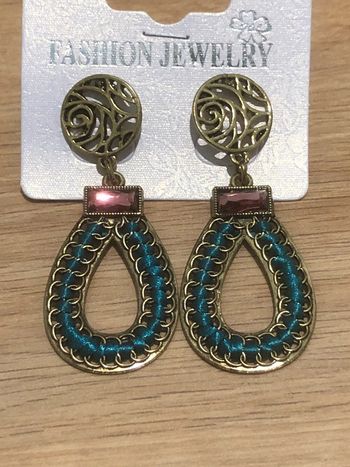 Boucles d’oreilles doré et bleu neuve