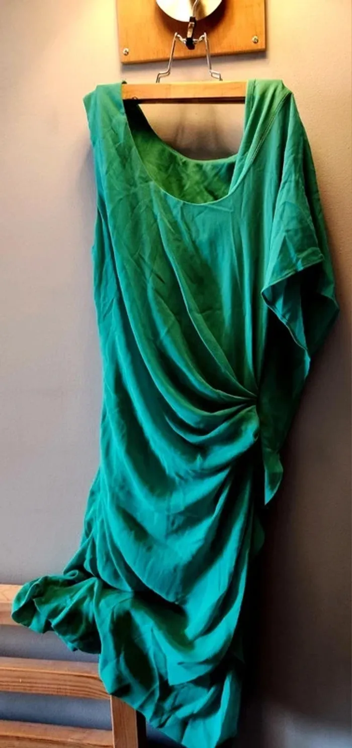 Robe asymétrique drapée verte Naf Naf - photo numéro 2