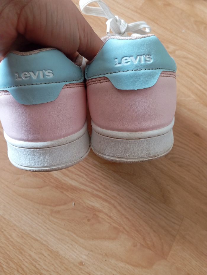 Baskets Levi's femme 38 excellent état - photo numéro 7