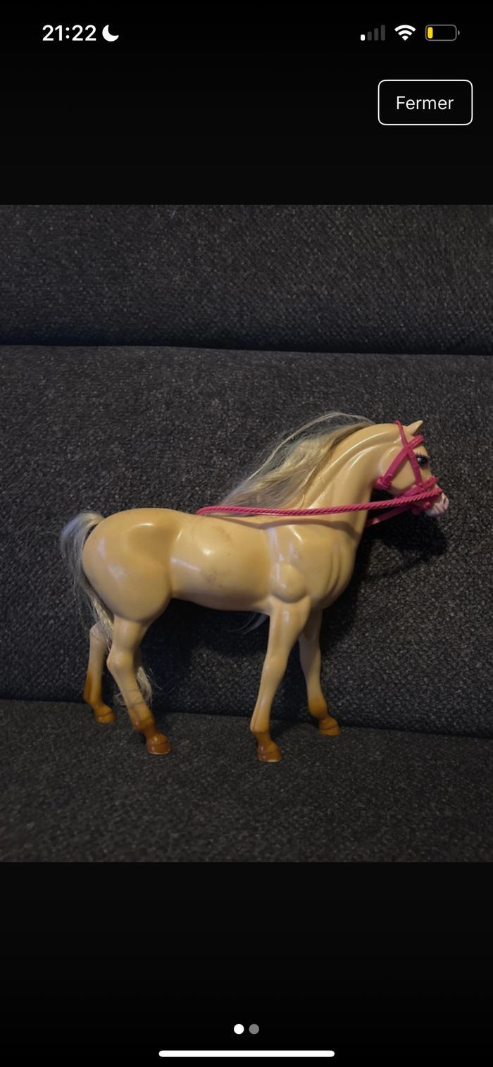 Cheval pour barbie