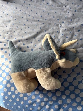 Peluche dinosaure