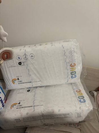 Couches la marque en moins