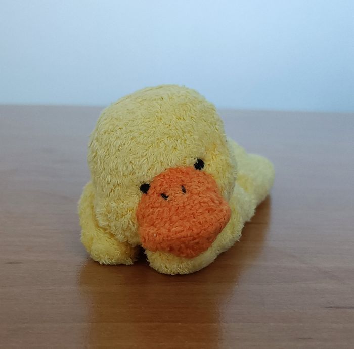 Peluche Doudou canard jaune. 15 cm - photo numéro 5
