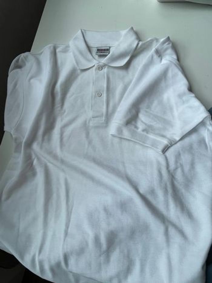 2 polos neuf bleu et blanc taille S/M jerzees - photo numéro 5