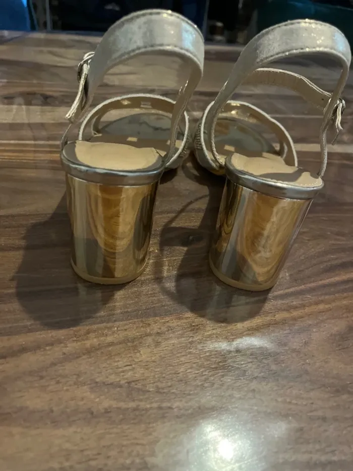 sandales dorée - photo numéro 5