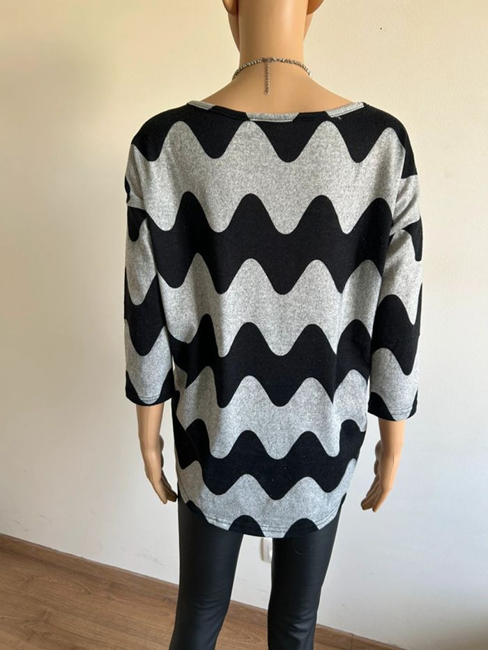 Pull léger gris et noir Only taille S excellent état - photo numéro 7