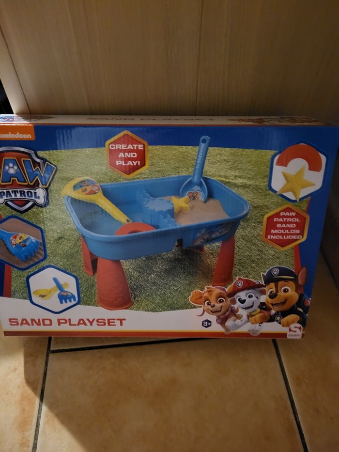 Petite table pat patrouille  2 bacs