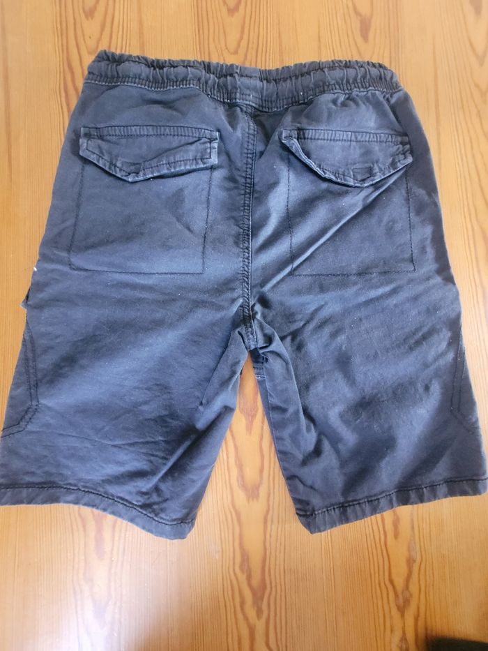 Short cargo bleu marine - photo numéro 3