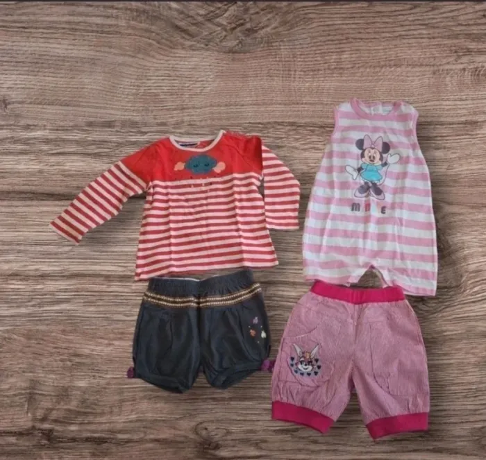 Lots de vêtements enfants fille taille 18 mois - photo numéro 2