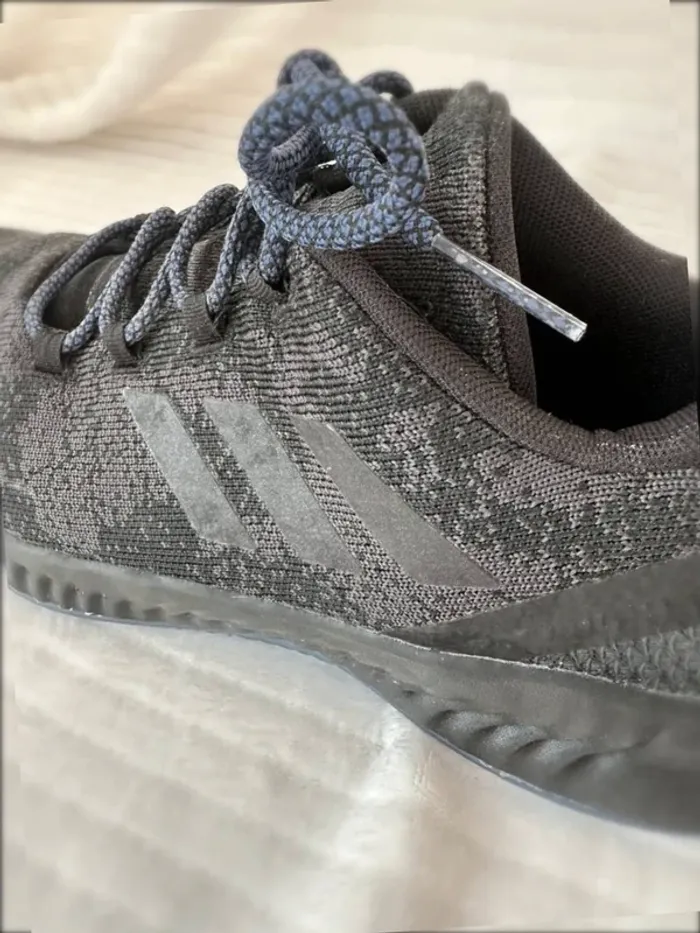 James Harden chaussures de basket taille 40 2/3 - photo numéro 4
