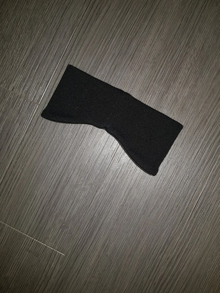 Cache oreilles - photo numéro 3