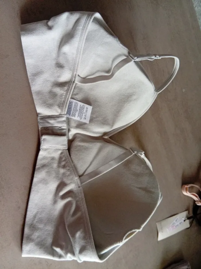Brassière sans couture pour femme - photo numéro 4