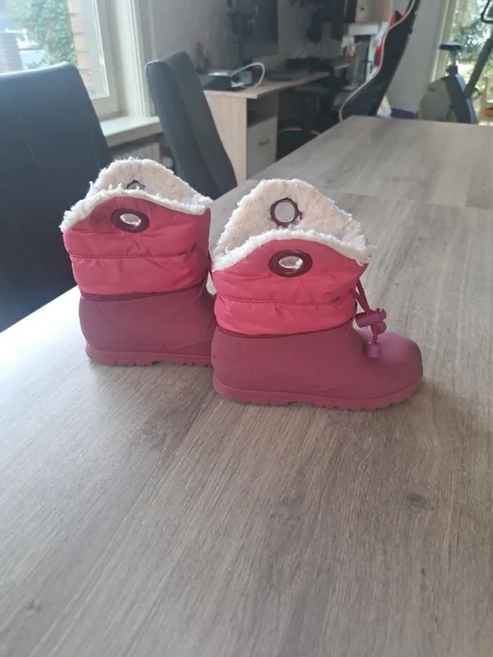 Botte de neige/ski taille 24/25 - photo numéro 2