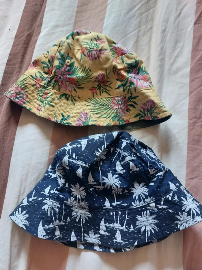 Lot de 2 bobs en coton 110/116 4/6 ans - photo numéro 2
