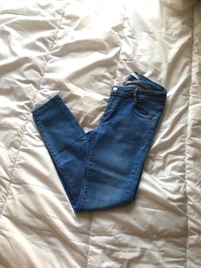 Jean skinny Zara Trafaluc taille 34 - photo numéro 2