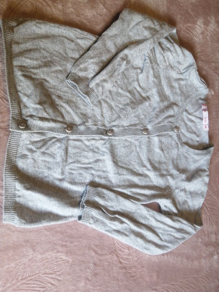 Très beau gilet gris