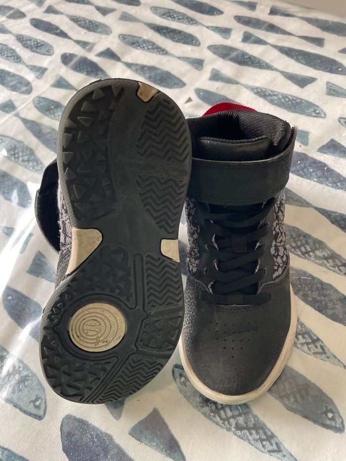 Chaussure de sport - photo numéro 2