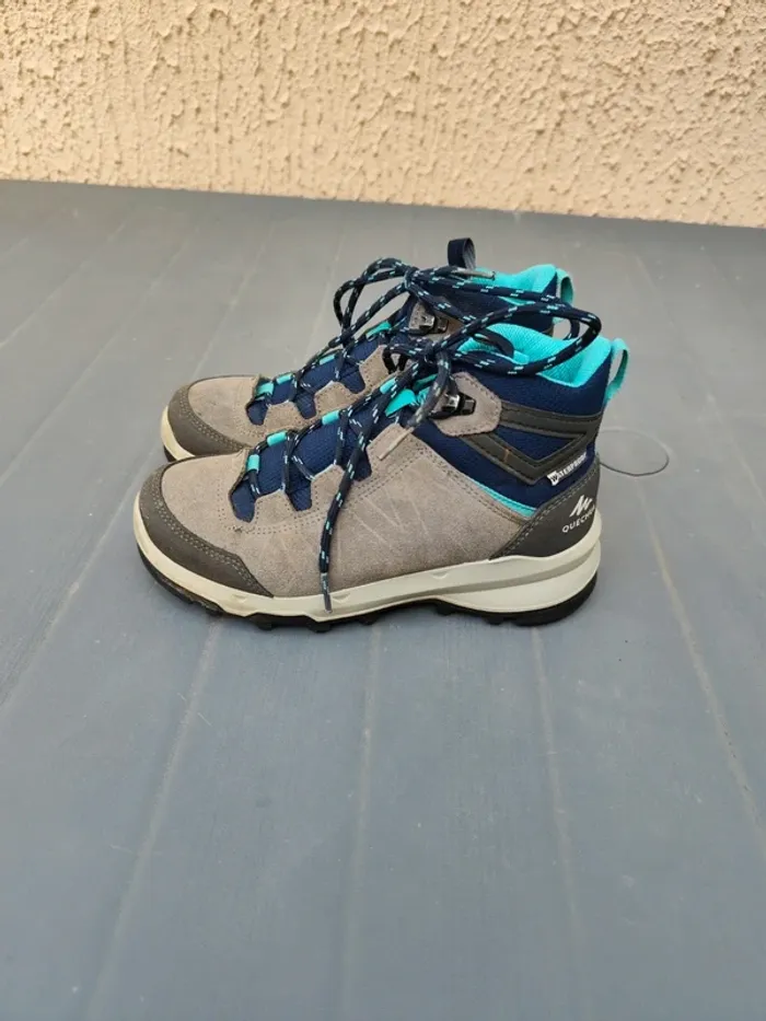Chaussures de randonnée Quechua taille 34