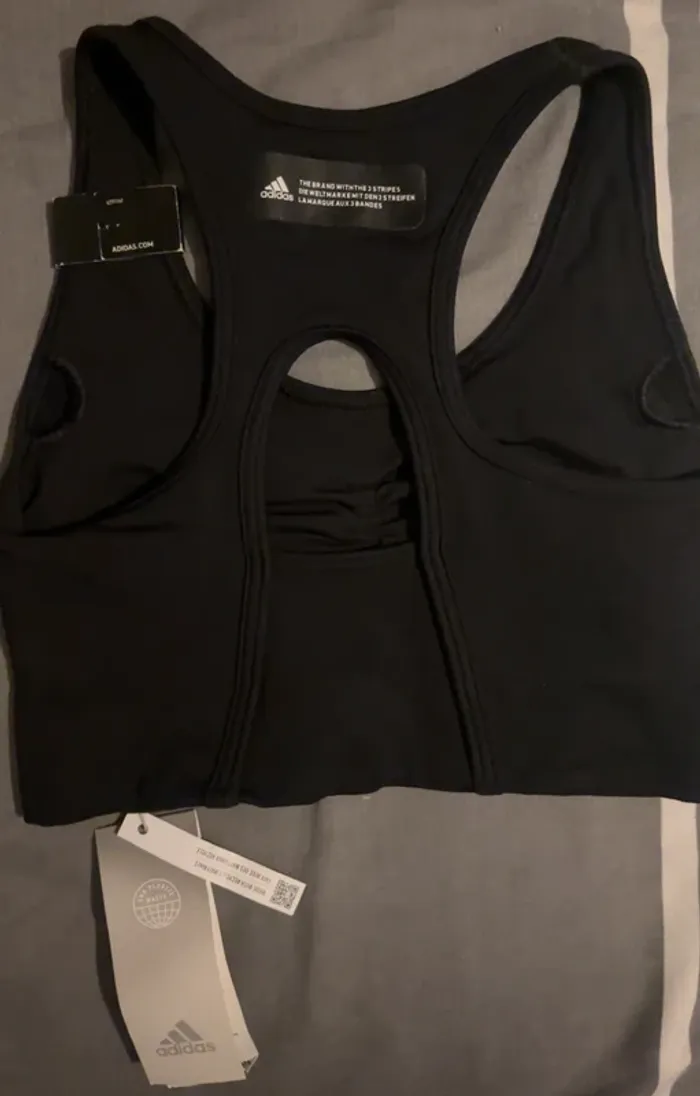 Brassière de sport Adidas XS neuve avec étiquette - photo numéro 2