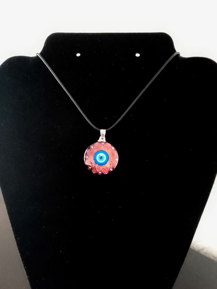 Collier corde de cire + pendentif celtique - photo numéro 4