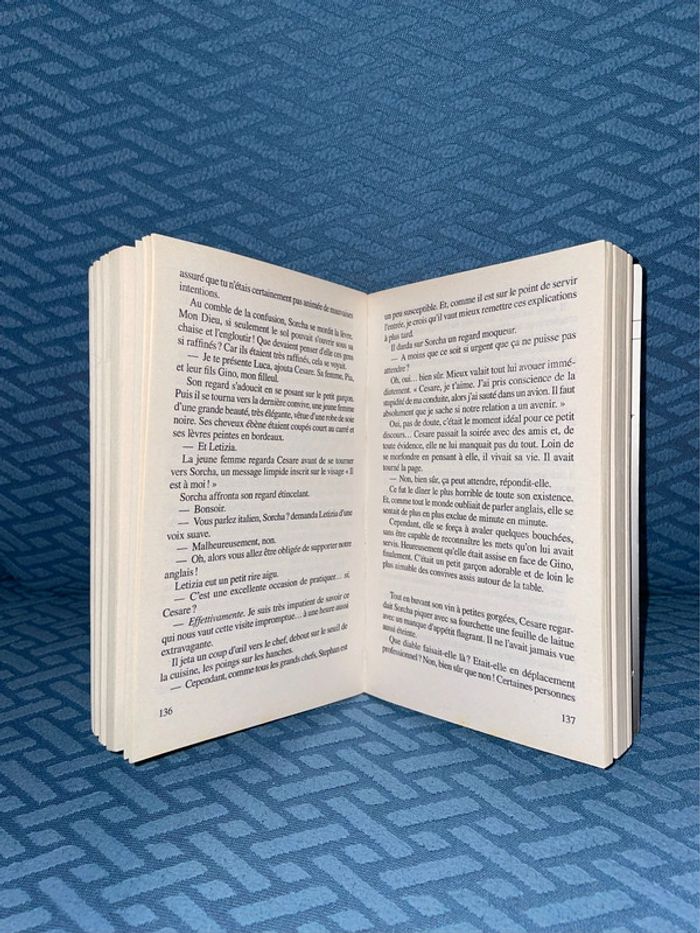 💫1 livre = 2 romans. Très bon état. - photo numéro 4