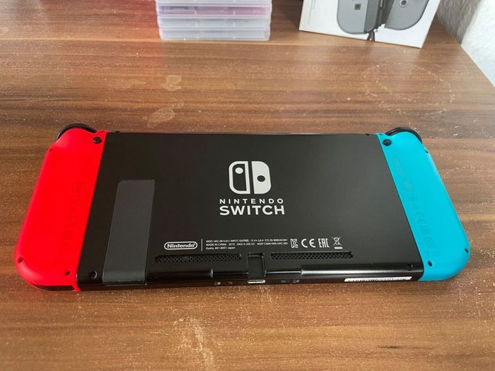 Console de jeux Nintendo Switch - photo numéro 5