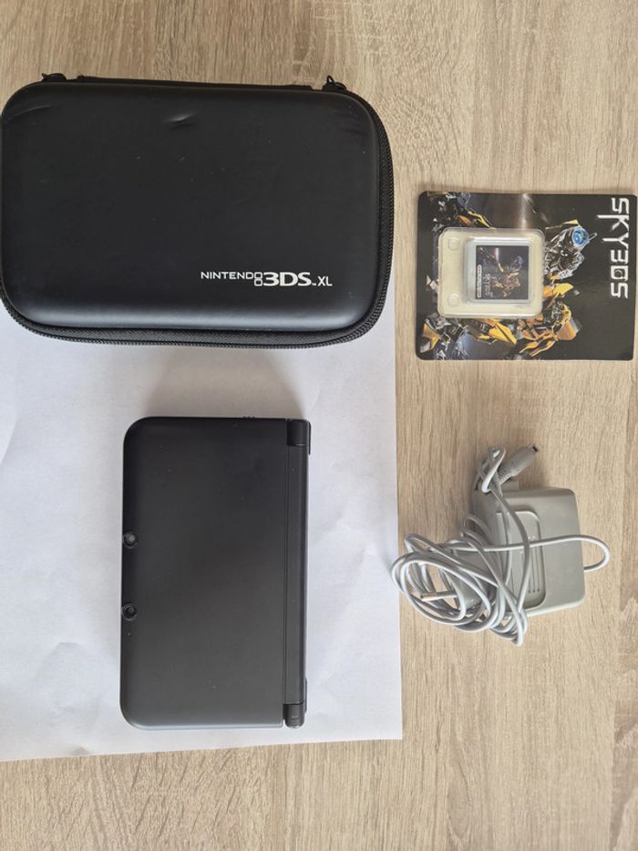 Nintendo 3DS XL - Etat comme neuf