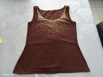 T-shirt sans manches  taille 38