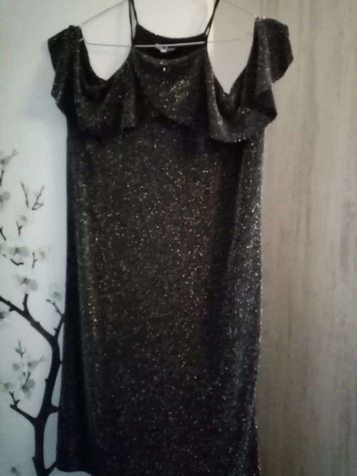 Robe femme - photo numéro 2