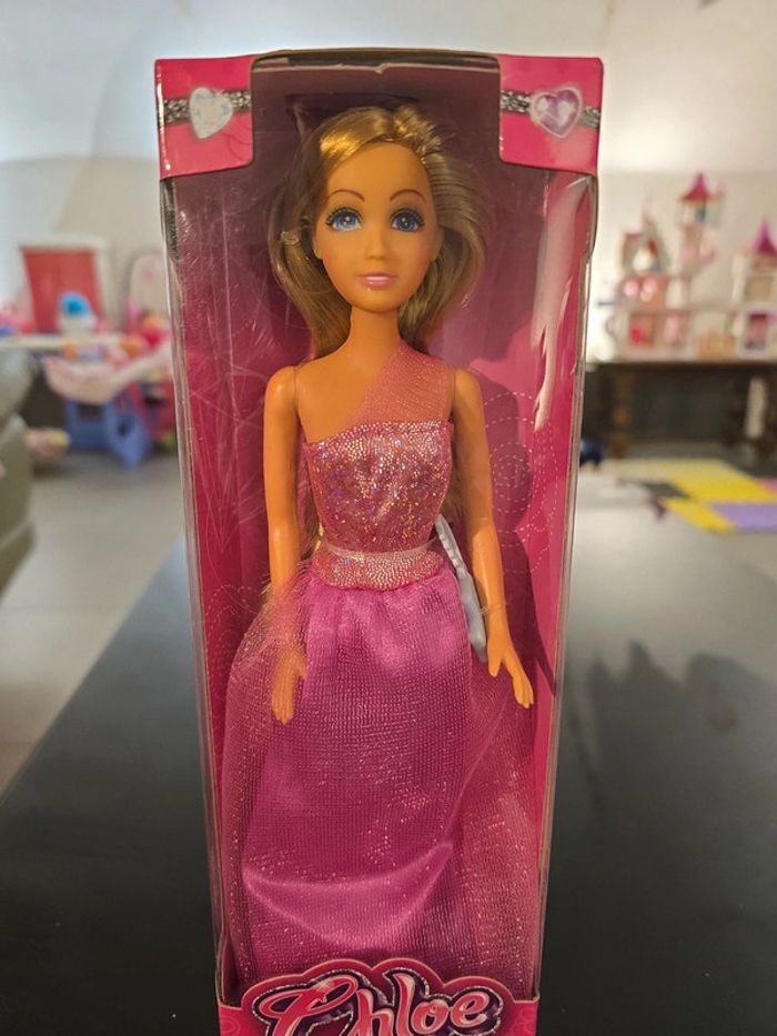 Poupée Princesse Chloé Girlz - photo numéro 2