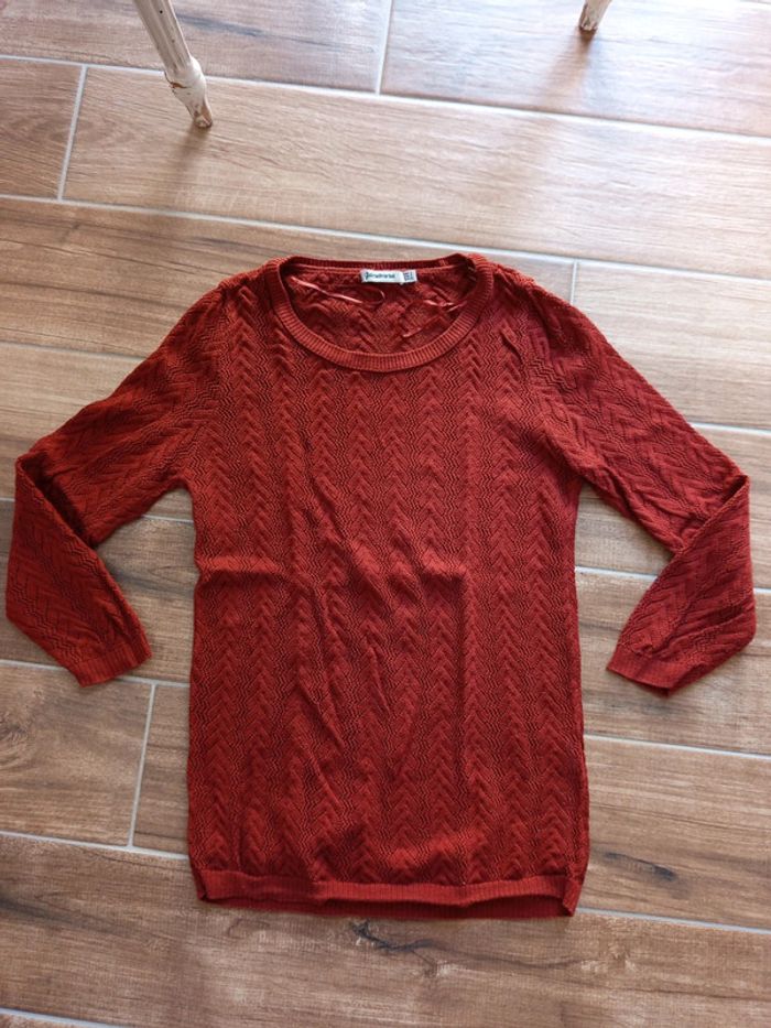 Pull fin ajouré rouille/terracotta Stradivarius