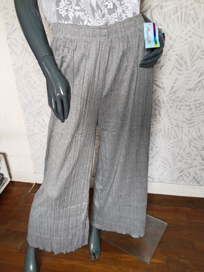 Pantalon plissé jambes larges femme marque parisienne taille 36 38 40 42 44 46 - photo numéro 3