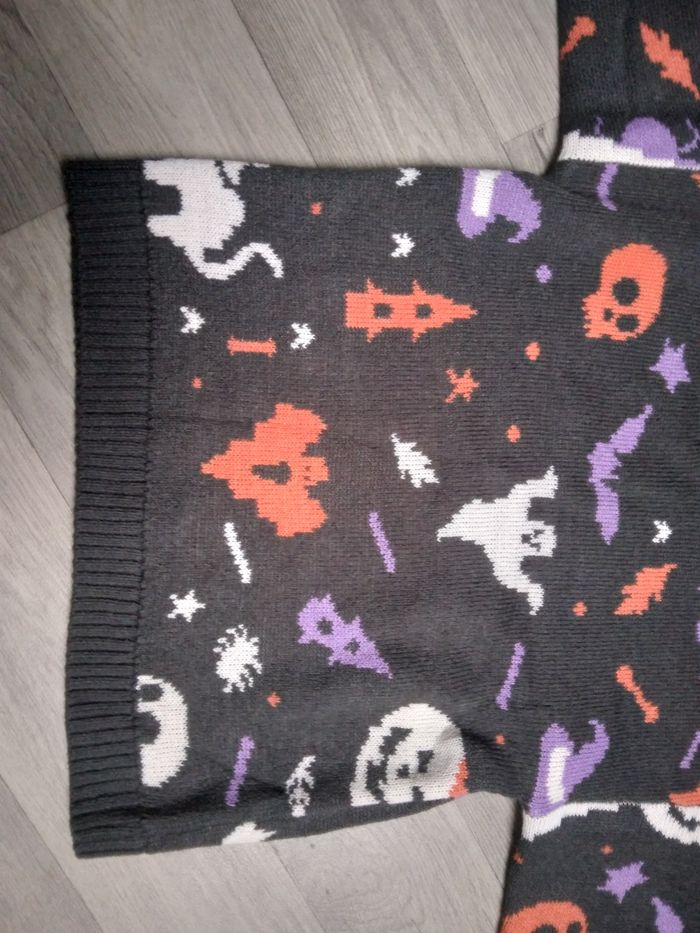 Pull halloween 10 ans neuf - photo numéro 3