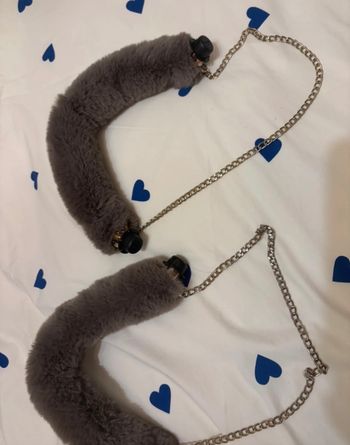 Poignée sac obag grises fausses fourrure