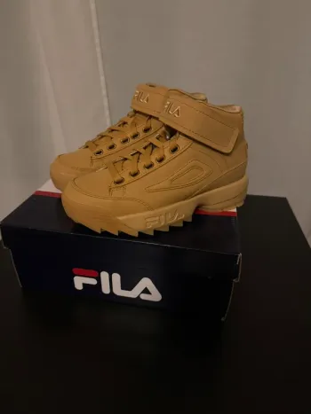 Fila D2 Disruptor Clay Mid Chipmunk taille 38 neuves