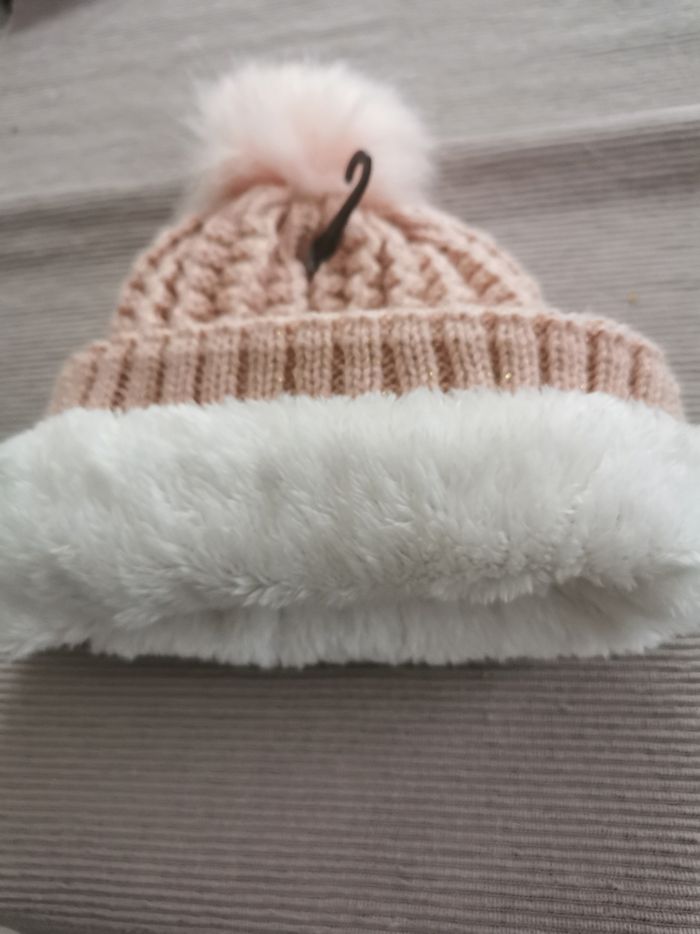 Bonnet vieux  rose pompon - photo numéro 2