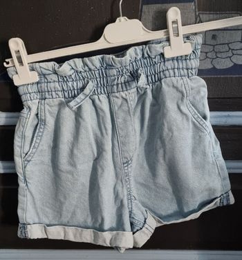 Short en jeans taille 32