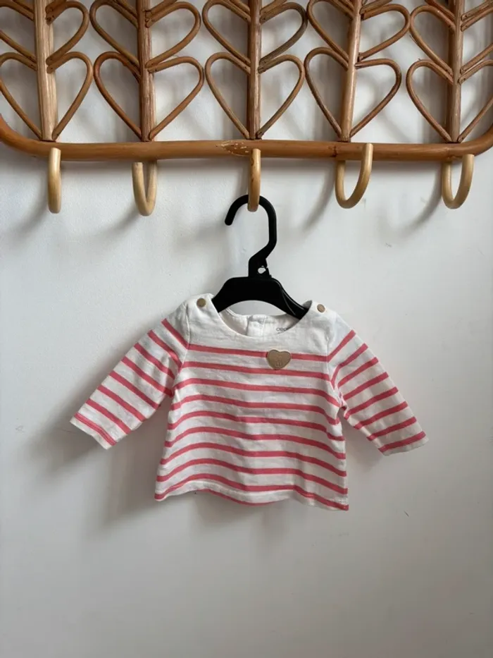 Lot 2 hauts + 1 pantalon fille 3 mois - photo numéro 3
