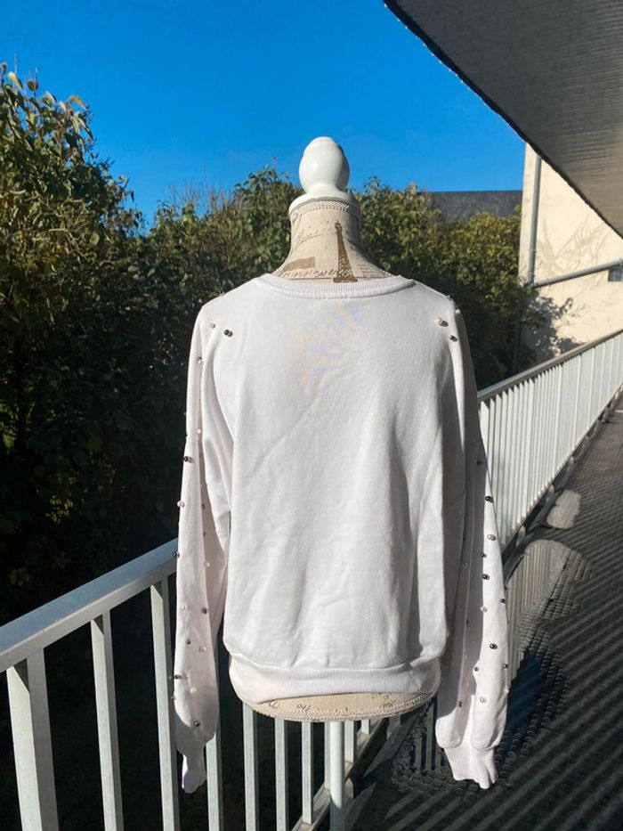 Pull blanc pollué taille S - photo numéro 2