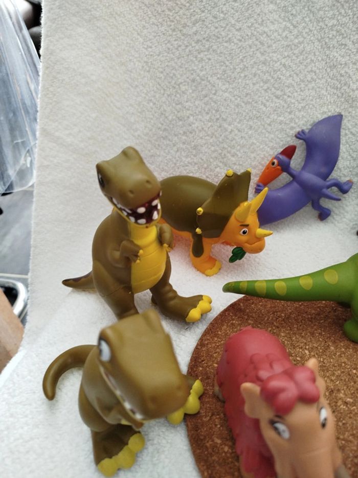 Lot de 10 dinosaures - photo numéro 5