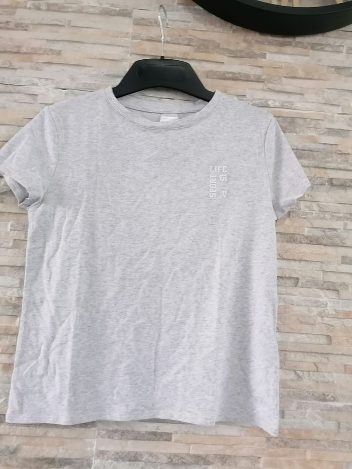 Tee-shirt décathlon taille 12-13ans - photo numéro 5