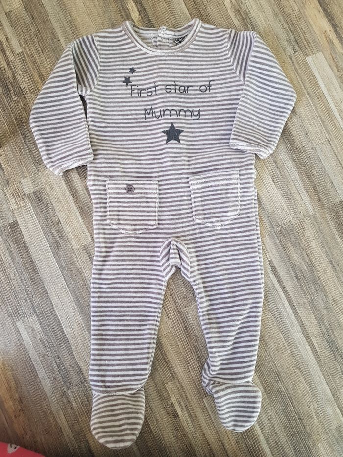 Pyjama 3 mois tape à l'oeil