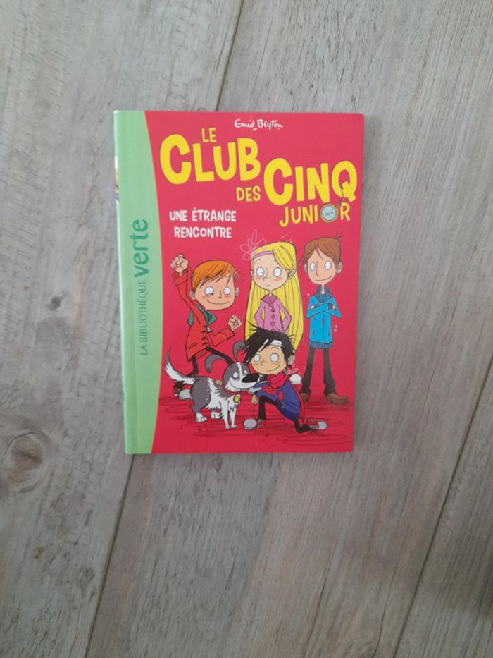 Livre le club des cinq juniors