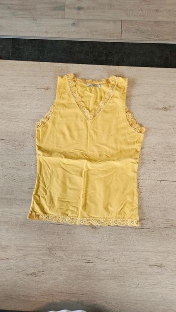 Débardeur jaune avec dentelle, élastique, D'Auvry Exclusive, L, peu mis