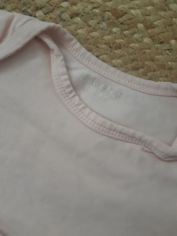 Lot de 2 bodies manches courtes 3 ans - photo numéro 4