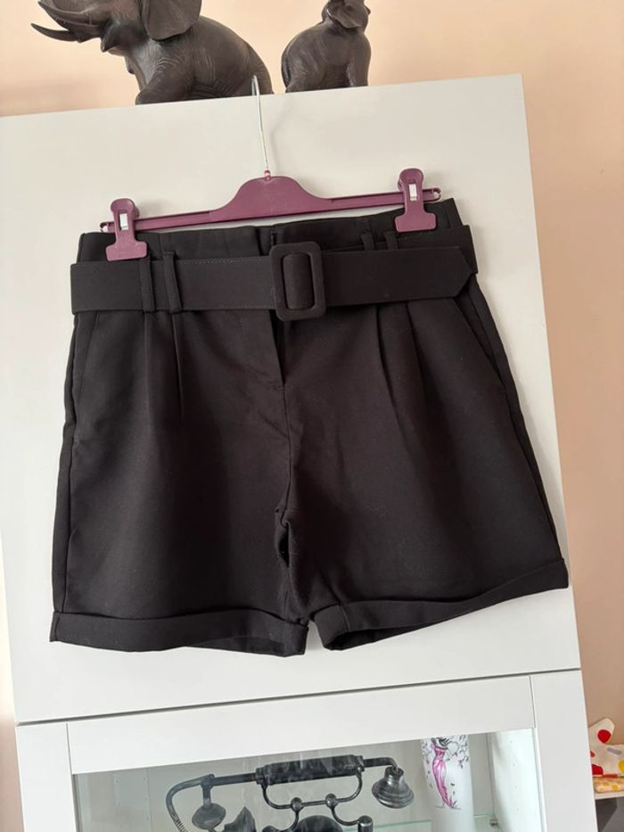 Short épais taille 40