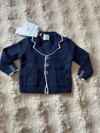 Joli gilet bébé garçon en laine 12 mois