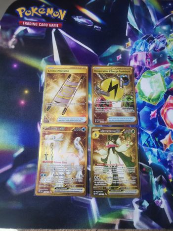 Lot de cartes pokémon gold