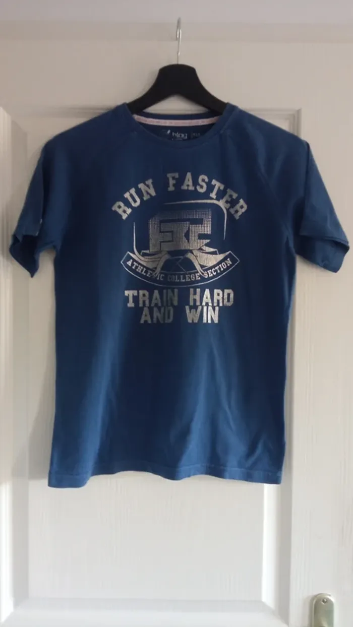 T-Shirt bleu 12 ans