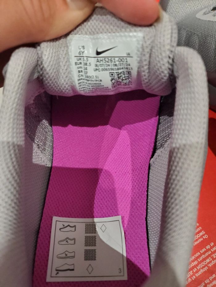 Basket Nike Air Max 38,5 Neuve - photo numéro 5